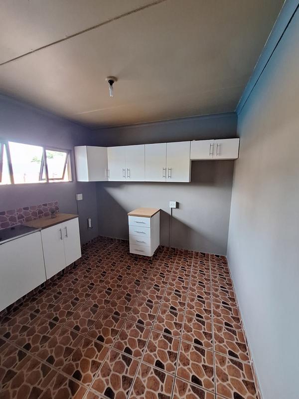 To Let 2 Bedroom Property for Rent in Burlington Heights KwaZulu-Natal