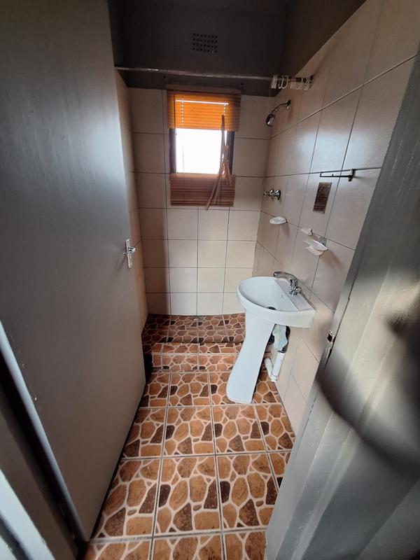 To Let 2 Bedroom Property for Rent in Burlington Heights KwaZulu-Natal