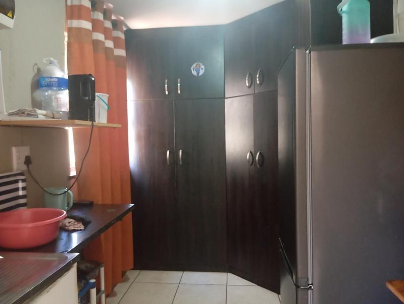 To Let 1 Bedroom Property for Rent in Manors KwaZulu-Natal