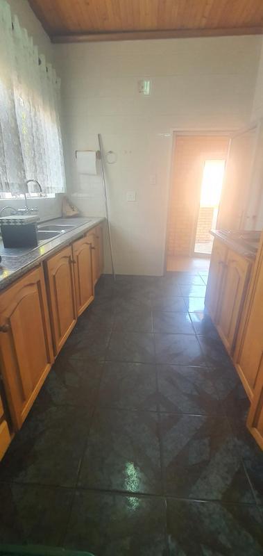 3 Bedroom Property for Sale in Lennoxton KwaZulu-Natal