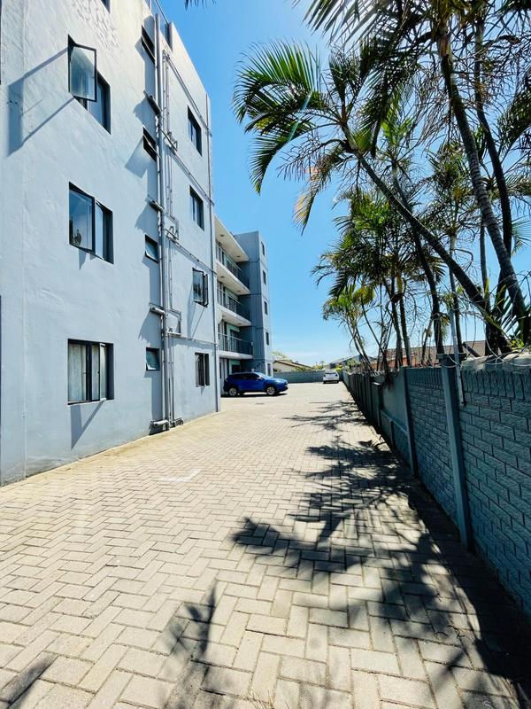 2 Bedroom Property for Sale in Montclair KwaZulu-Natal