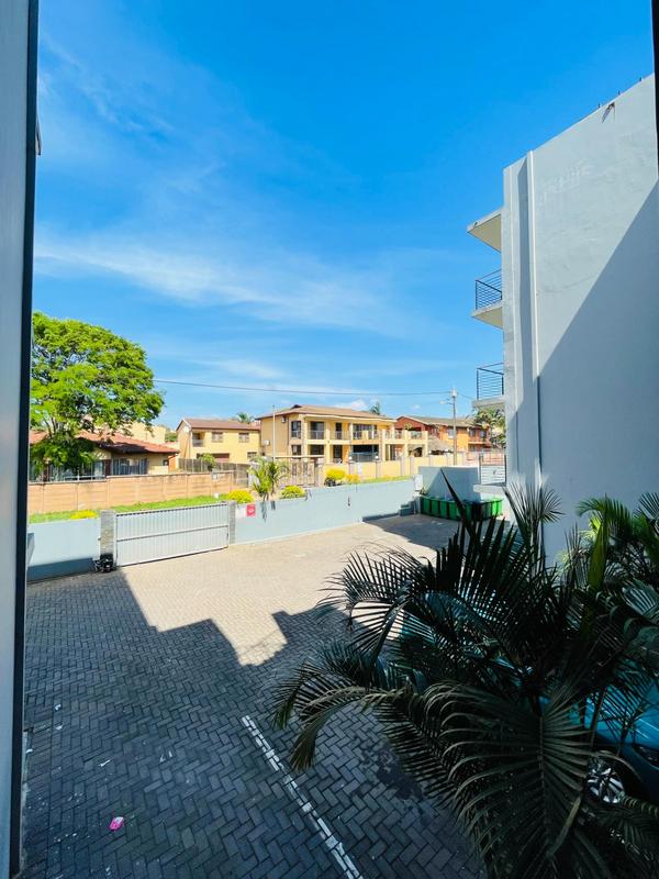 2 Bedroom Property for Sale in Montclair KwaZulu-Natal