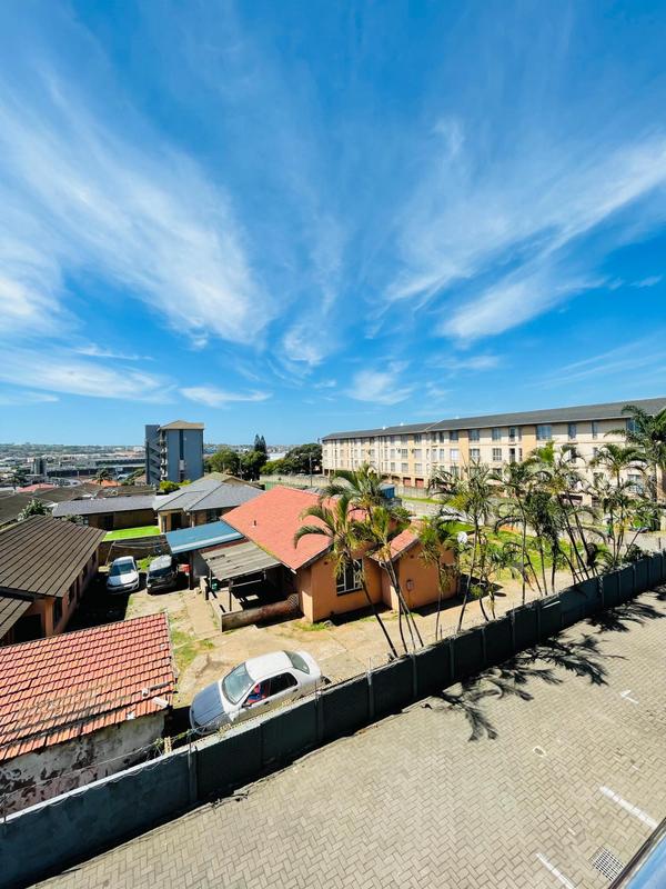 2 Bedroom Property for Sale in Montclair KwaZulu-Natal