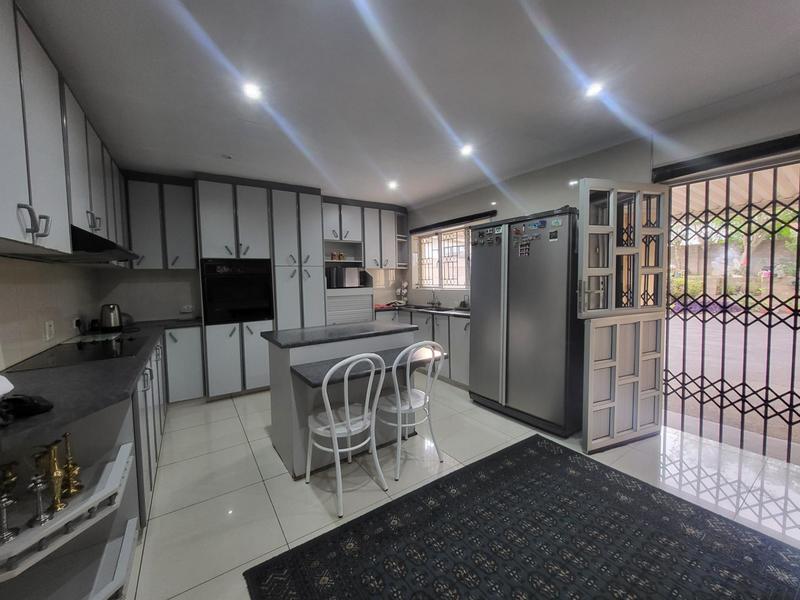 4 Bedroom Property for Sale in Dawncrest KwaZulu-Natal
