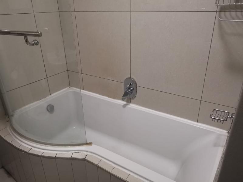 1 Bedroom Property for Sale in Umhlanga Ridge KwaZulu-Natal