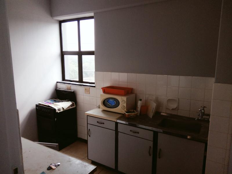 1 Bedroom Property for Sale in Umtentweni KwaZulu-Natal