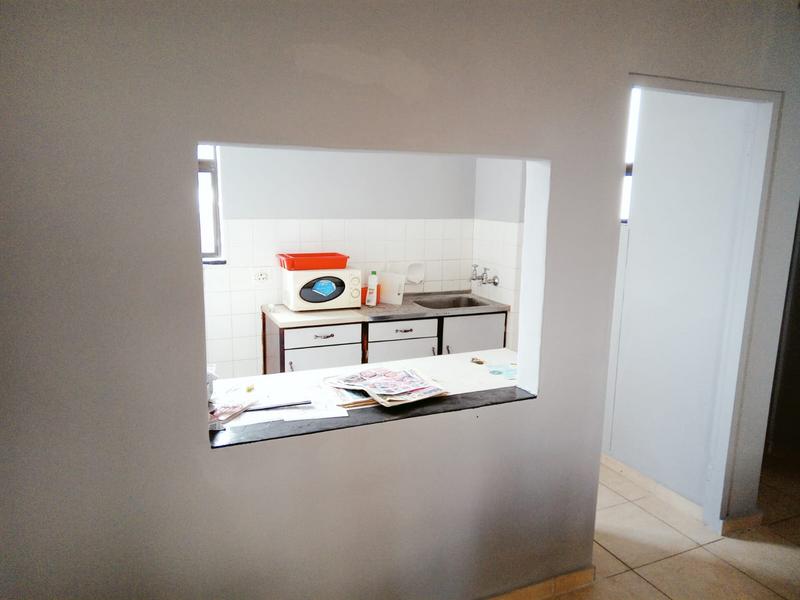 1 Bedroom Property for Sale in Umtentweni KwaZulu-Natal