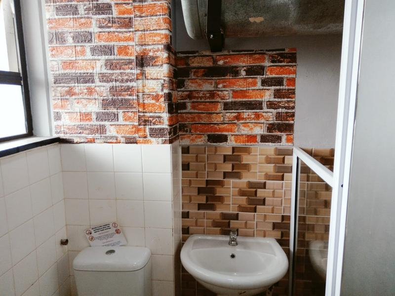 1 Bedroom Property for Sale in Umtentweni KwaZulu-Natal