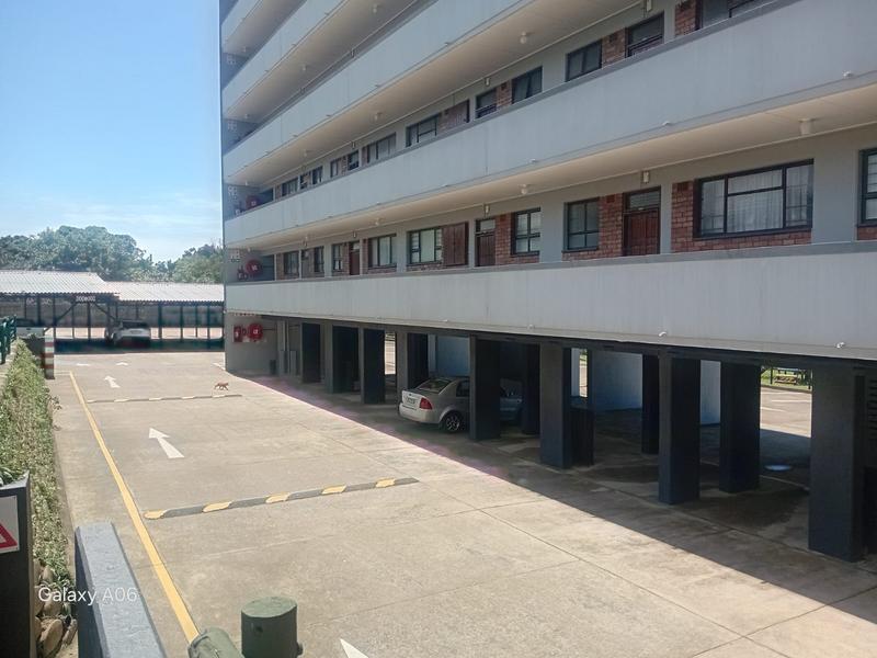 1 Bedroom Property for Sale in Umtentweni KwaZulu-Natal