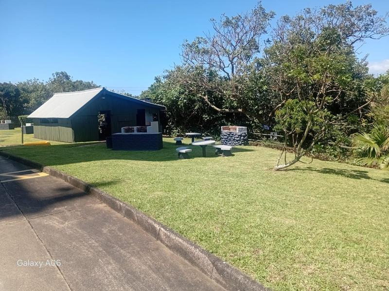 1 Bedroom Property for Sale in Umtentweni KwaZulu-Natal