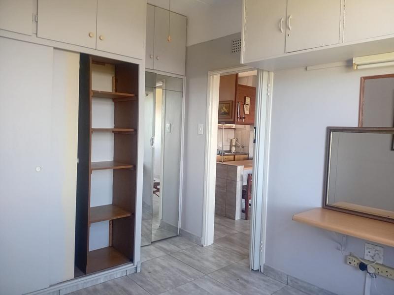 1 Bedroom Property for Sale in Umtentweni KwaZulu-Natal