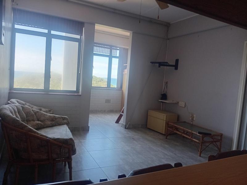 1 Bedroom Property for Sale in Umtentweni KwaZulu-Natal