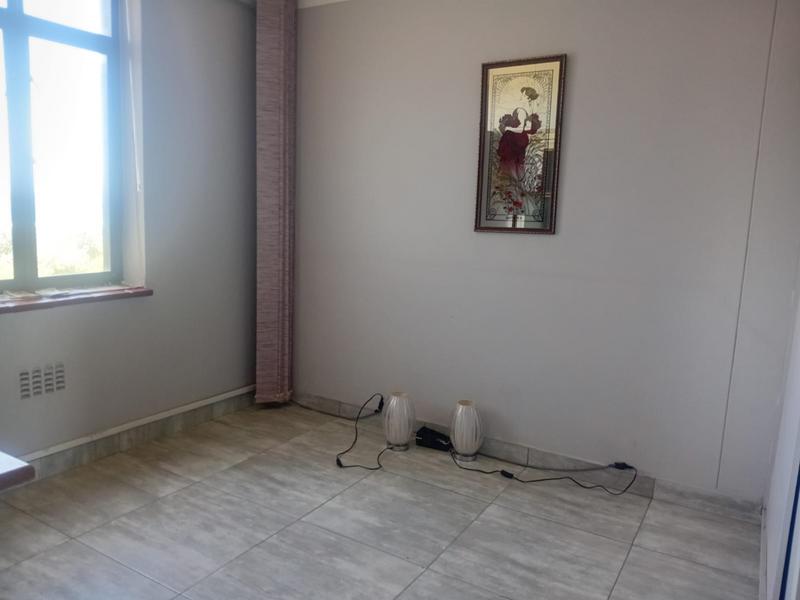 1 Bedroom Property for Sale in Umtentweni KwaZulu-Natal
