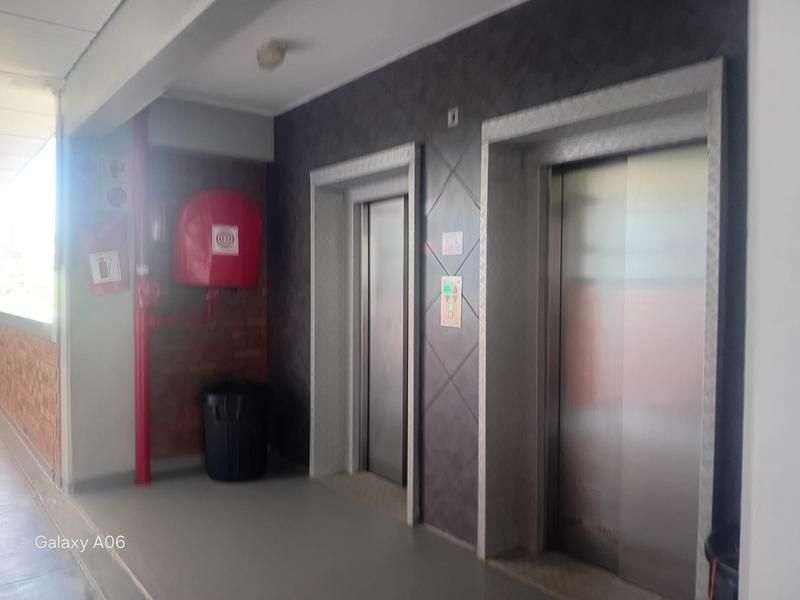 1 Bedroom Property for Sale in Umtentweni KwaZulu-Natal