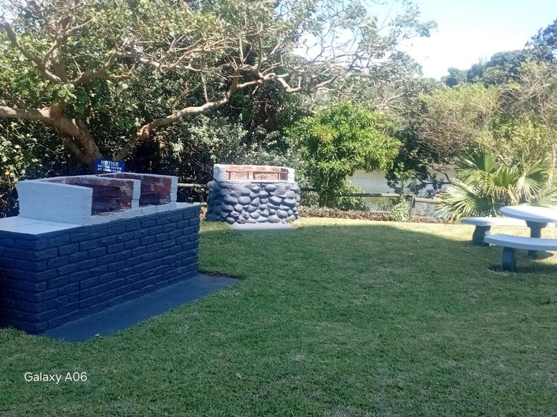 1 Bedroom Property for Sale in Umtentweni KwaZulu-Natal