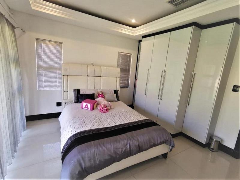 4 Bedroom Property for Sale in Izinga Estate KwaZulu-Natal