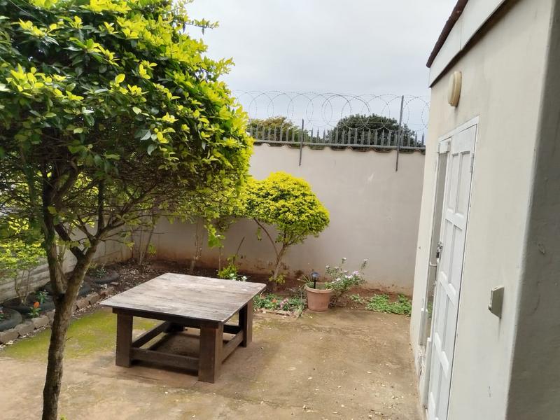 1 Bedroom Property for Sale in Glenwood KwaZulu-Natal
