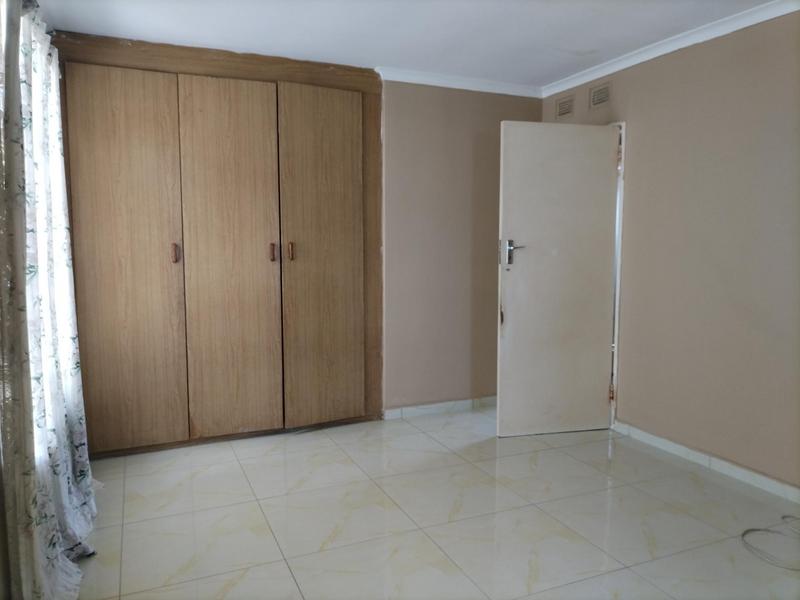 4 Bedroom Property for Sale in Kwandengezi KwaZulu-Natal