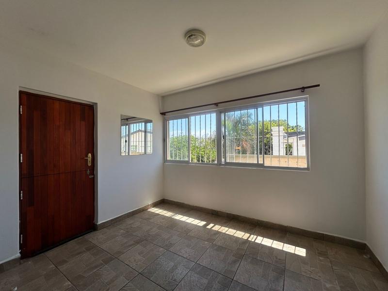 To Let 2 Bedroom Property for Rent in Uvongo KwaZulu-Natal