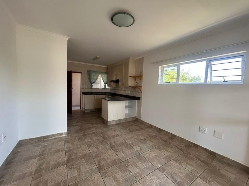 To Let 2 Bedroom Property for Rent in Uvongo KwaZulu-Natal