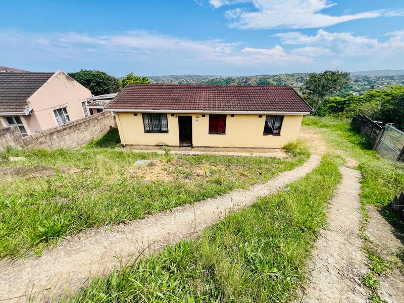 3 Bedroom Property for Sale in Umlazi KwaZulu-Natal