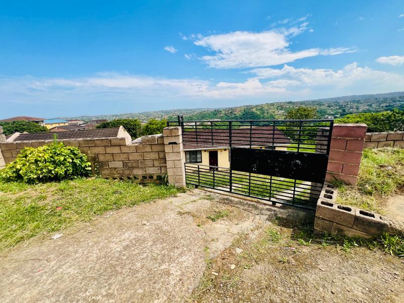 3 Bedroom Property for Sale in Umlazi KwaZulu-Natal
