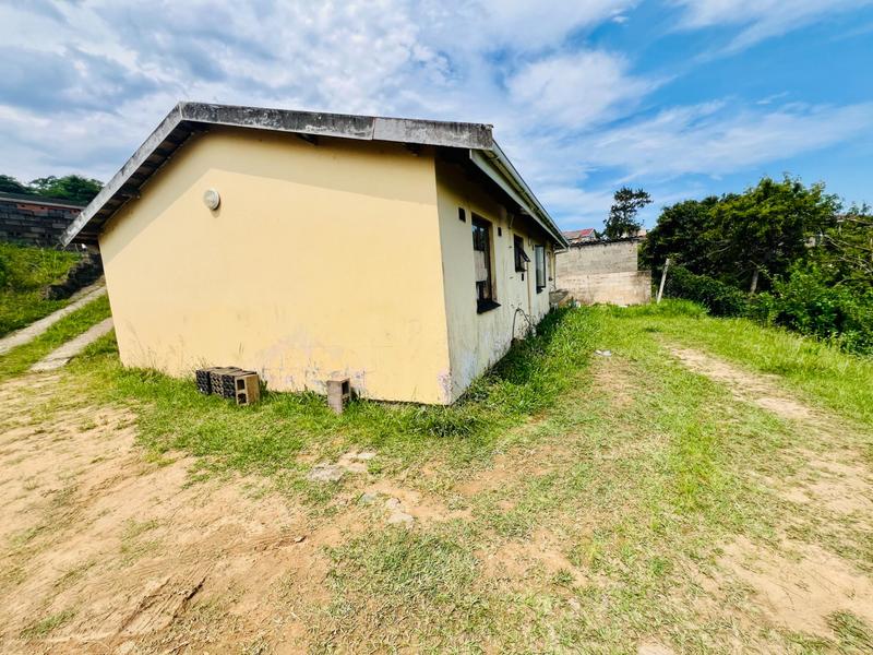 3 Bedroom Property for Sale in Umlazi KwaZulu-Natal