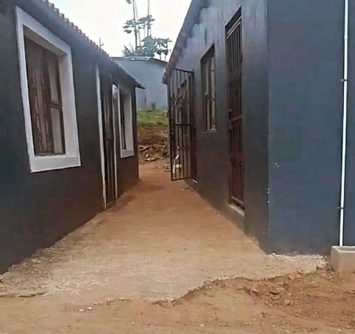 5 Bedroom Property for Sale in Umlazi D KwaZulu-Natal