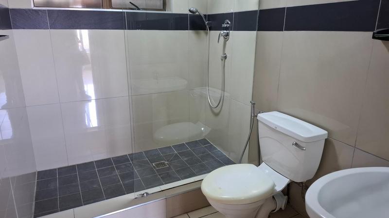 2 Bedroom Property for Sale in Overport KwaZulu-Natal