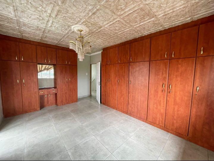 To Let 2 Bedroom Property for Rent in Avoca KwaZulu-Natal