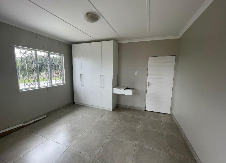 To Let 2 Bedroom Property for Rent in Avoca KwaZulu-Natal