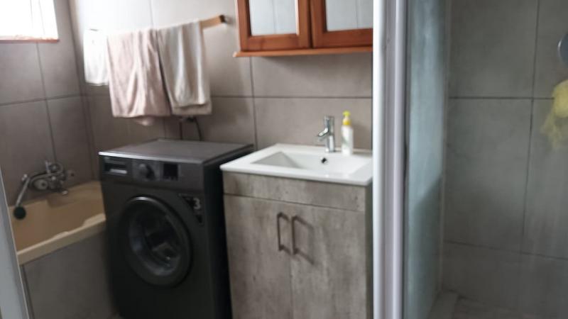 To Let 3 Bedroom Property for Rent in Pinetown KwaZulu-Natal