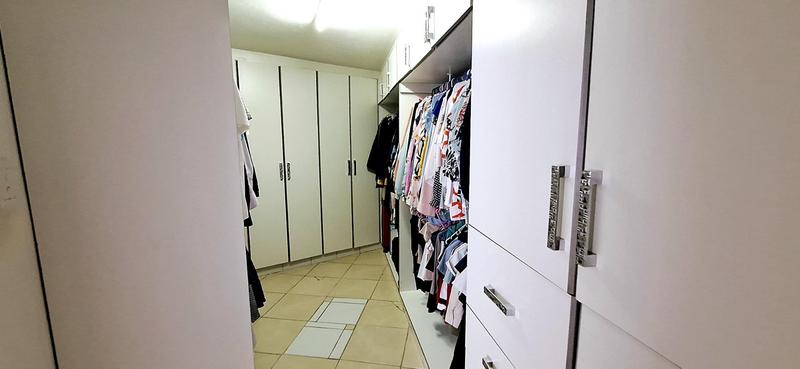 4 Bedroom Property for Sale in Southgate KwaZulu-Natal