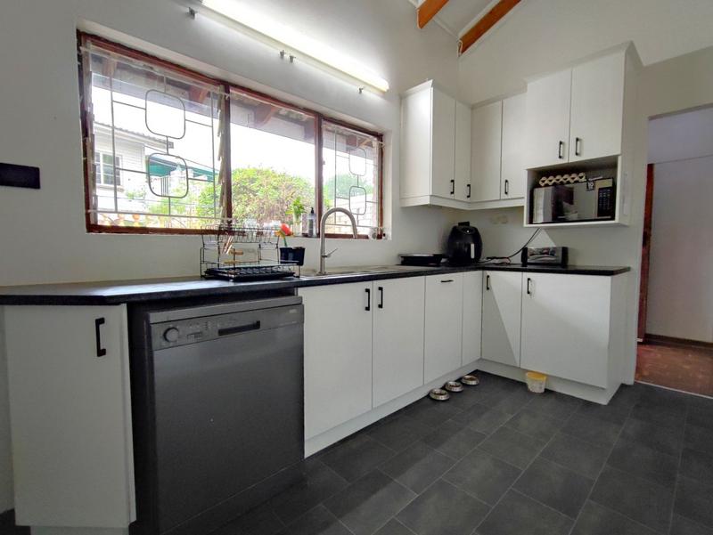 5 Bedroom Property for Sale in Hayfields KwaZulu-Natal