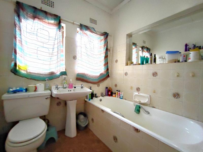 5 Bedroom Property for Sale in Hayfields KwaZulu-Natal