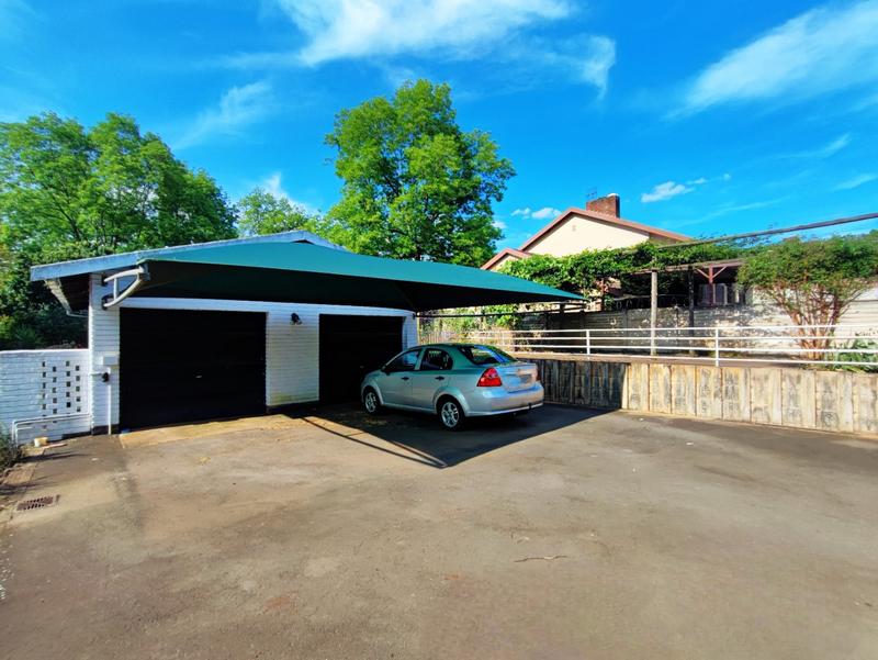 5 Bedroom Property for Sale in Hayfields KwaZulu-Natal