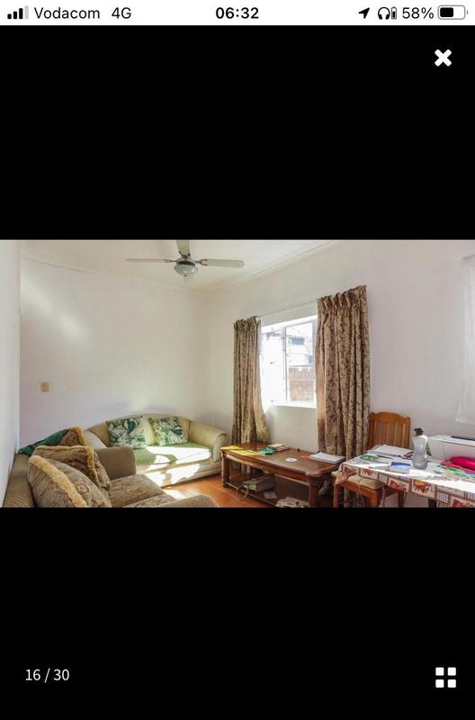 To Let 1 Bedroom Property for Rent in Sherwood KwaZulu-Natal