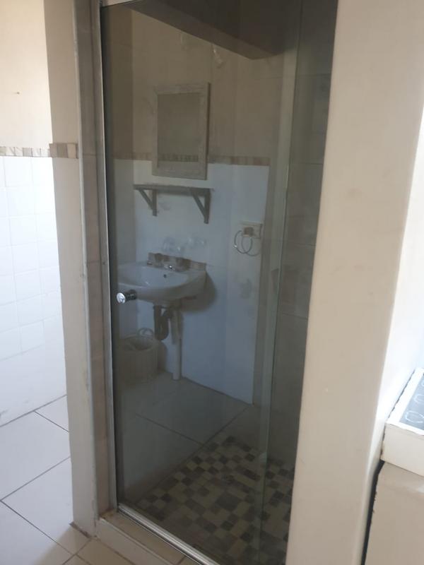 To Let 1 Bedroom Property for Rent in Durban North KwaZulu-Natal