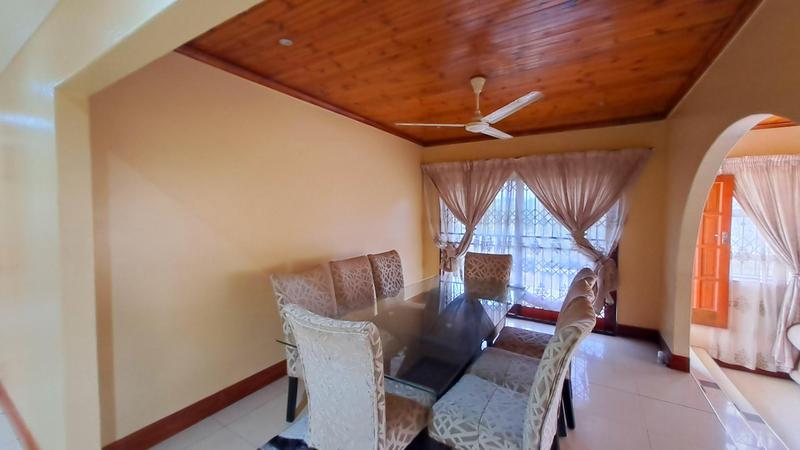 4 Bedroom Property for Sale in Umlazi KwaZulu-Natal