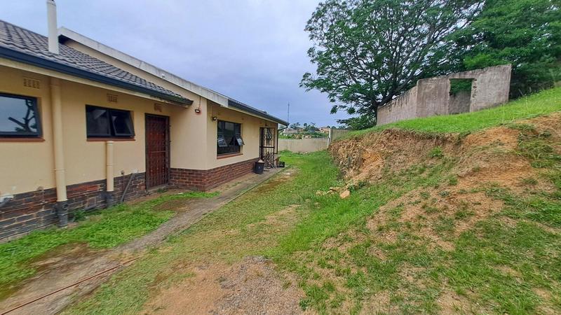 4 Bedroom Property for Sale in Umlazi KwaZulu-Natal