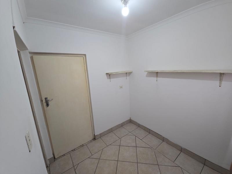 To Let 1 Bedroom Property for Rent in Mount Vernon KwaZulu-Natal