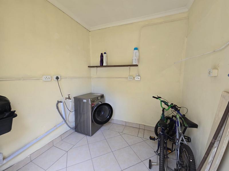 To Let 1 Bedroom Property for Rent in Mount Vernon KwaZulu-Natal