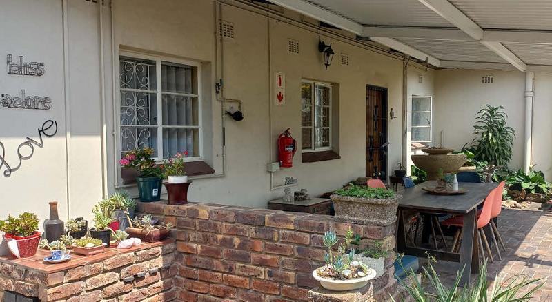 Commercial Property for Sale in Manors KwaZulu-Natal