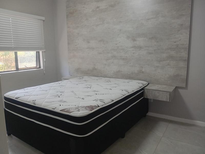 To Let 3 Bedroom Property for Rent in Umtentweni KwaZulu-Natal