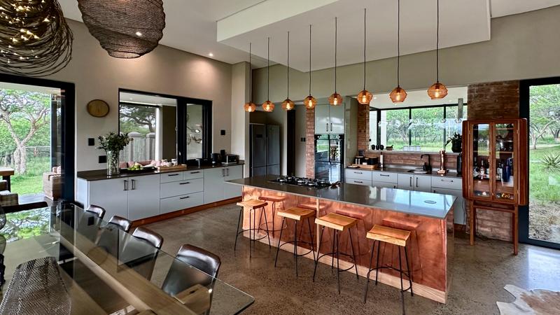 5 Bedroom Property for Sale in Albert Falls KwaZulu-Natal