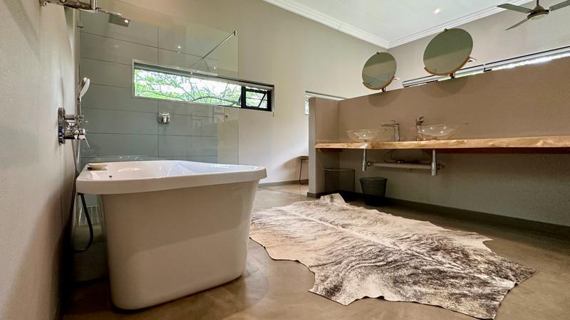 5 Bedroom Property for Sale in Albert Falls KwaZulu-Natal