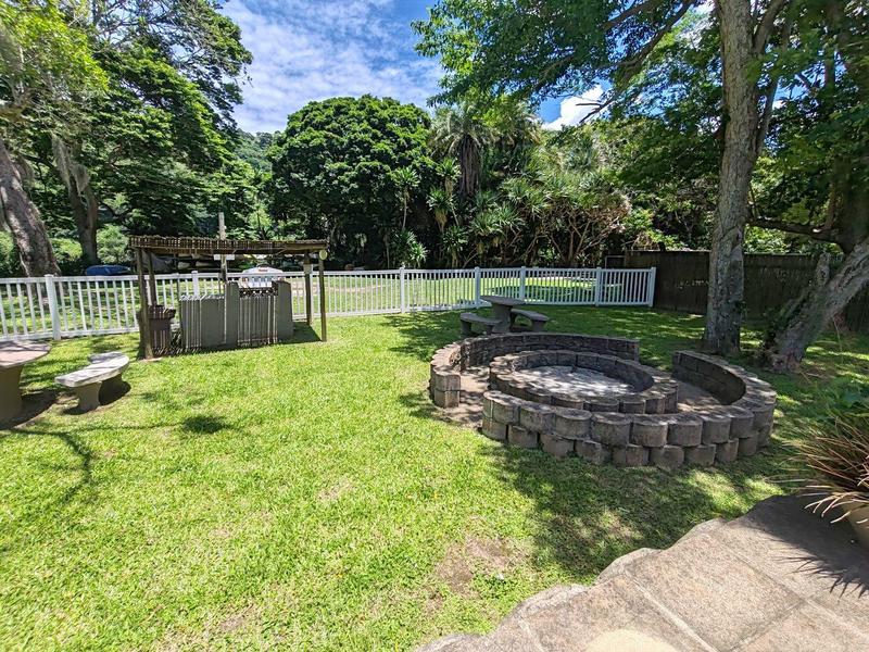 To Let 2 Bedroom Property for Rent in Rennies Beach KwaZulu-Natal