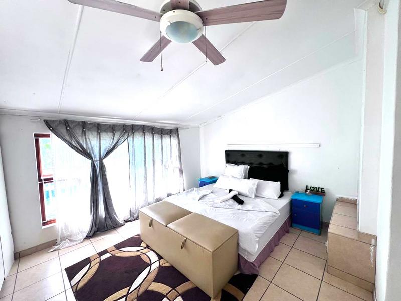 5 Bedroom Property for Sale in Margate KwaZulu-Natal