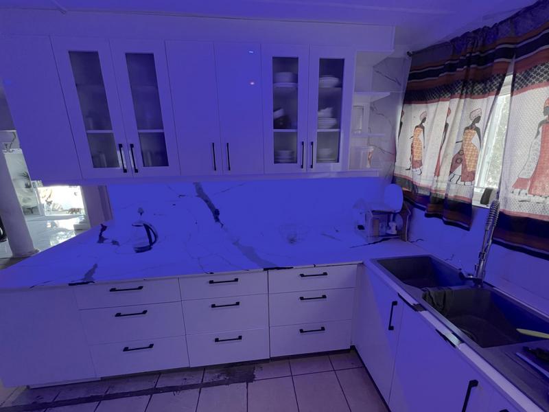 5 Bedroom Property for Sale in Margate KwaZulu-Natal