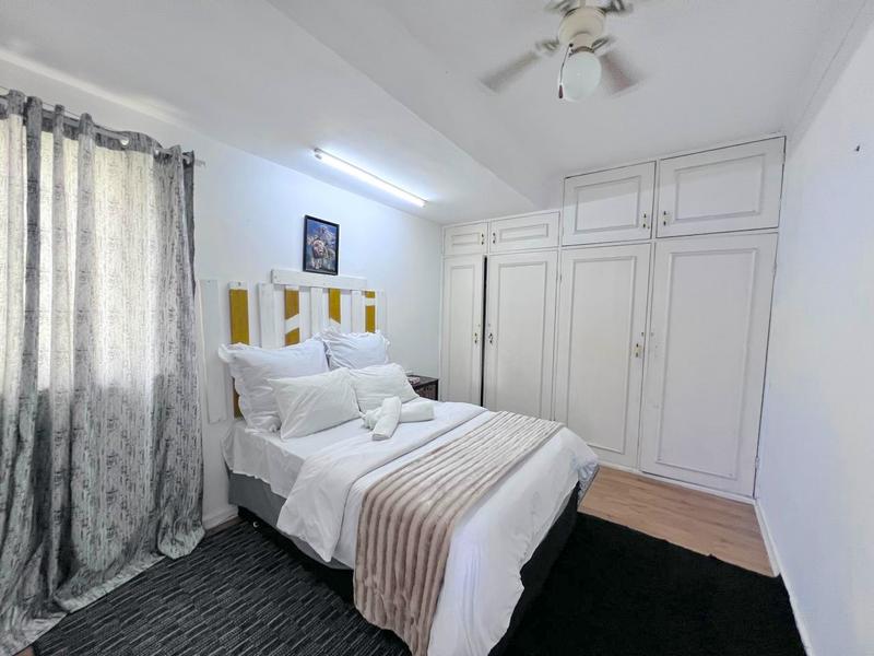 5 Bedroom Property for Sale in Margate KwaZulu-Natal